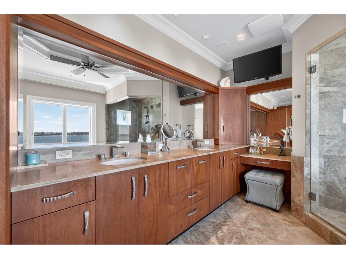 2165 Louisa Drive Belleair Beach FL 33786 - INTRACOASTAL WATERWAY TB8448007 image26