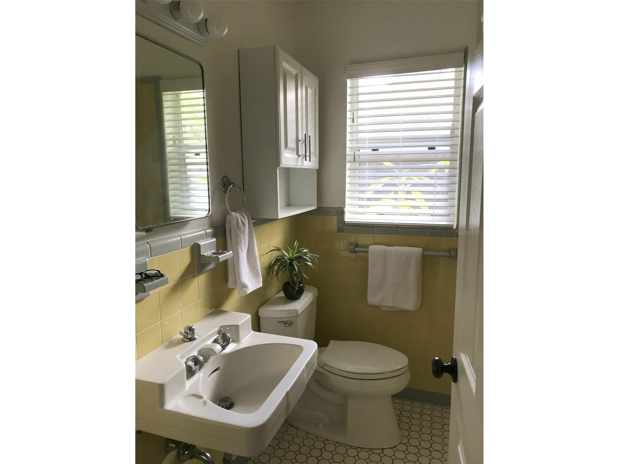 2165 Sunnyside Lane Sarasota FL 34239 A4690142 image16