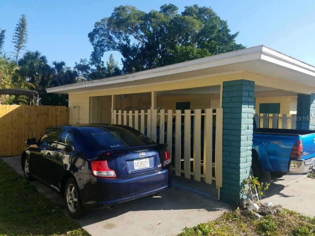 2165 Sunnyside Lane Sarasota FL 34239 A4690142 image2