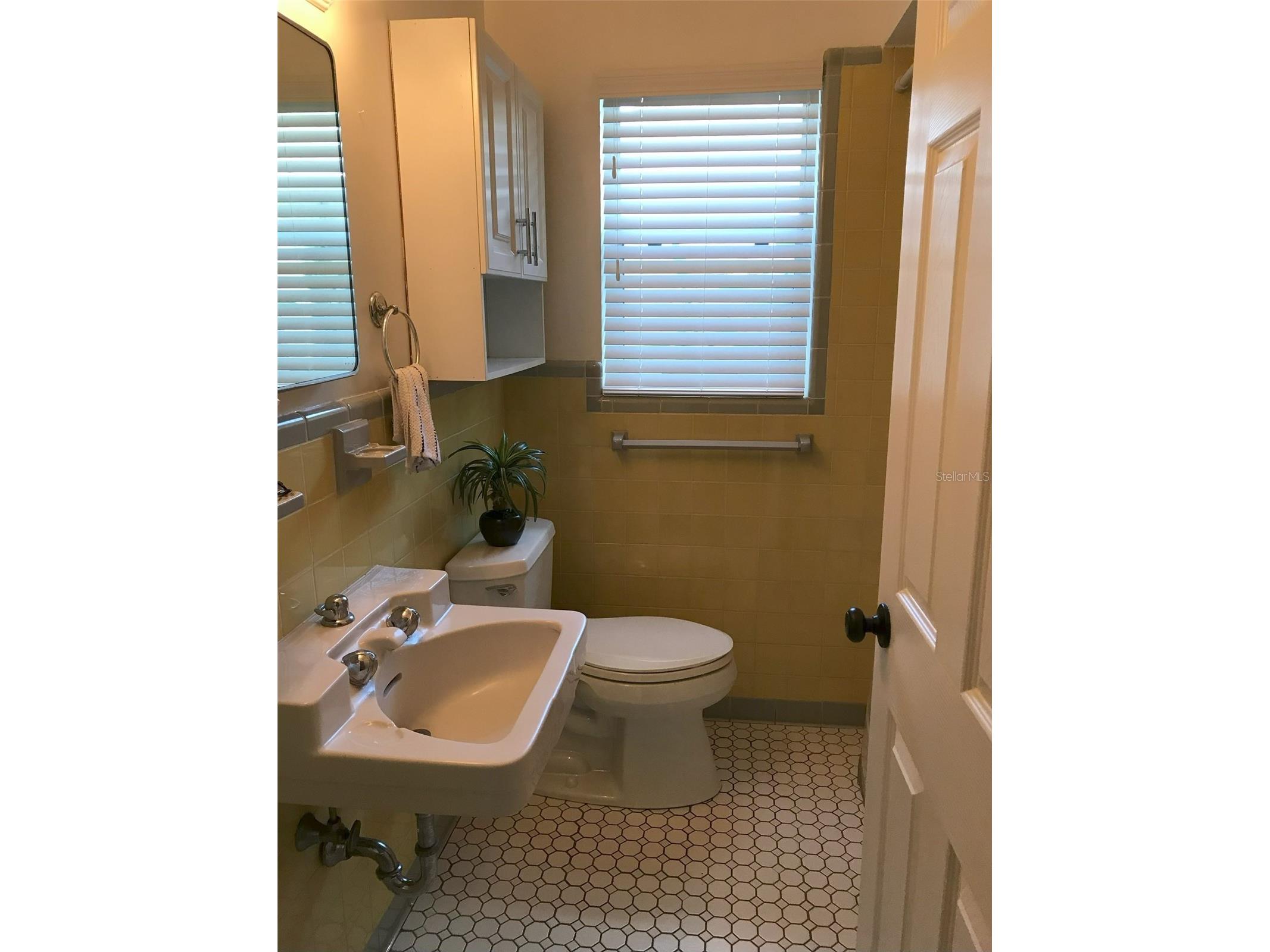 2165 Sunnyside Lane Sarasota FL 34239 A4690142 image5