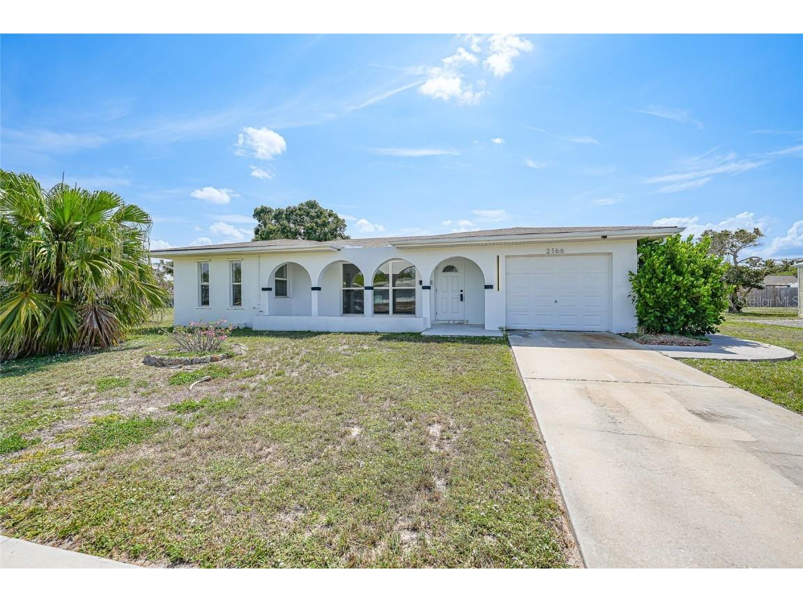 2166 Beacon Drive Port Charlotte FL 33952 C7510324 image1