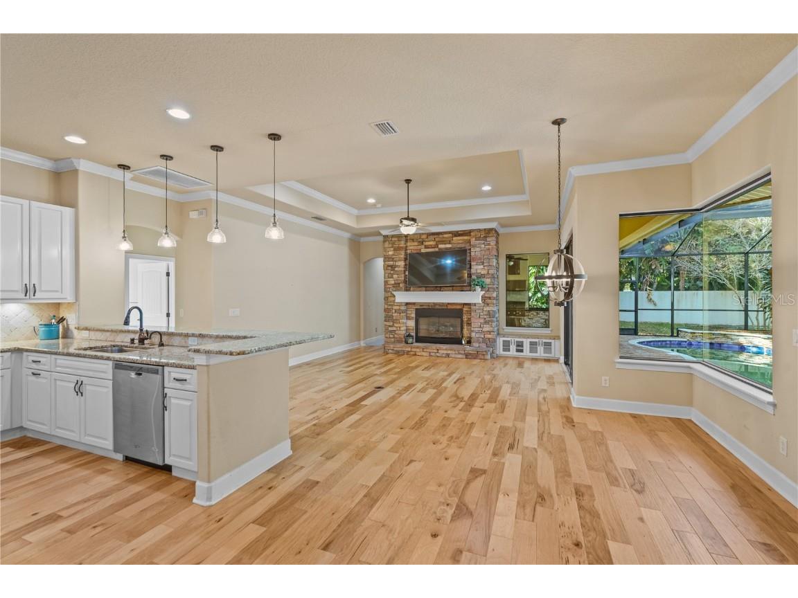 2166 Scarlet Oaks Street Clearwater FL 33759 TB8449562 image6