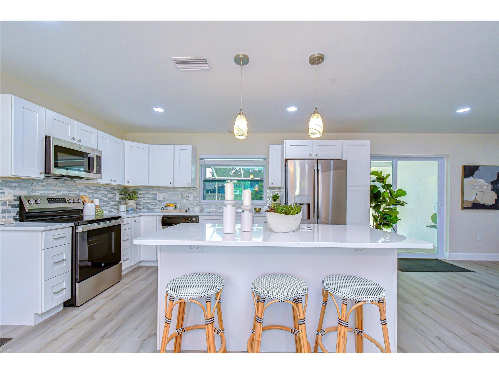 2167 Lakeview Road Clearwater FL 33764 TB8504428 image10