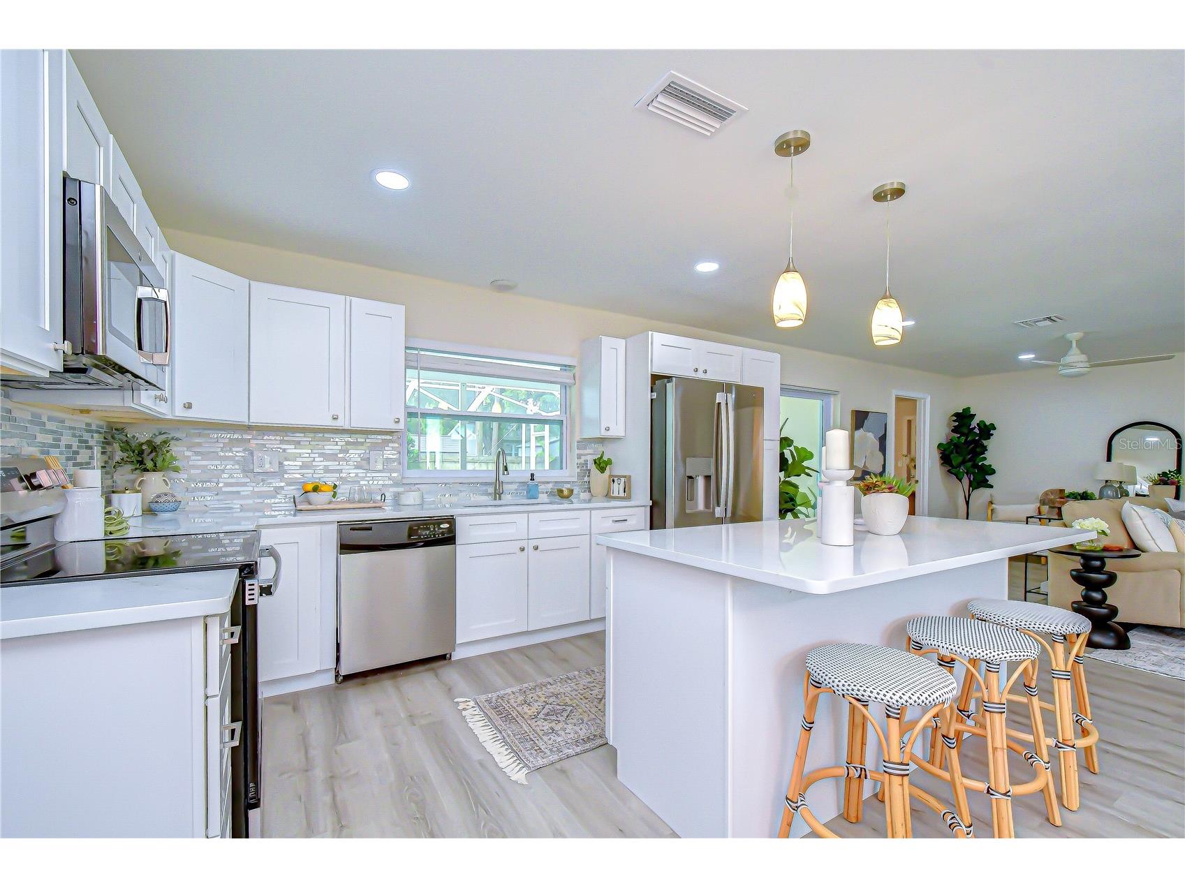 2167 Lakeview Road Clearwater FL 33764 TB8504428 image8