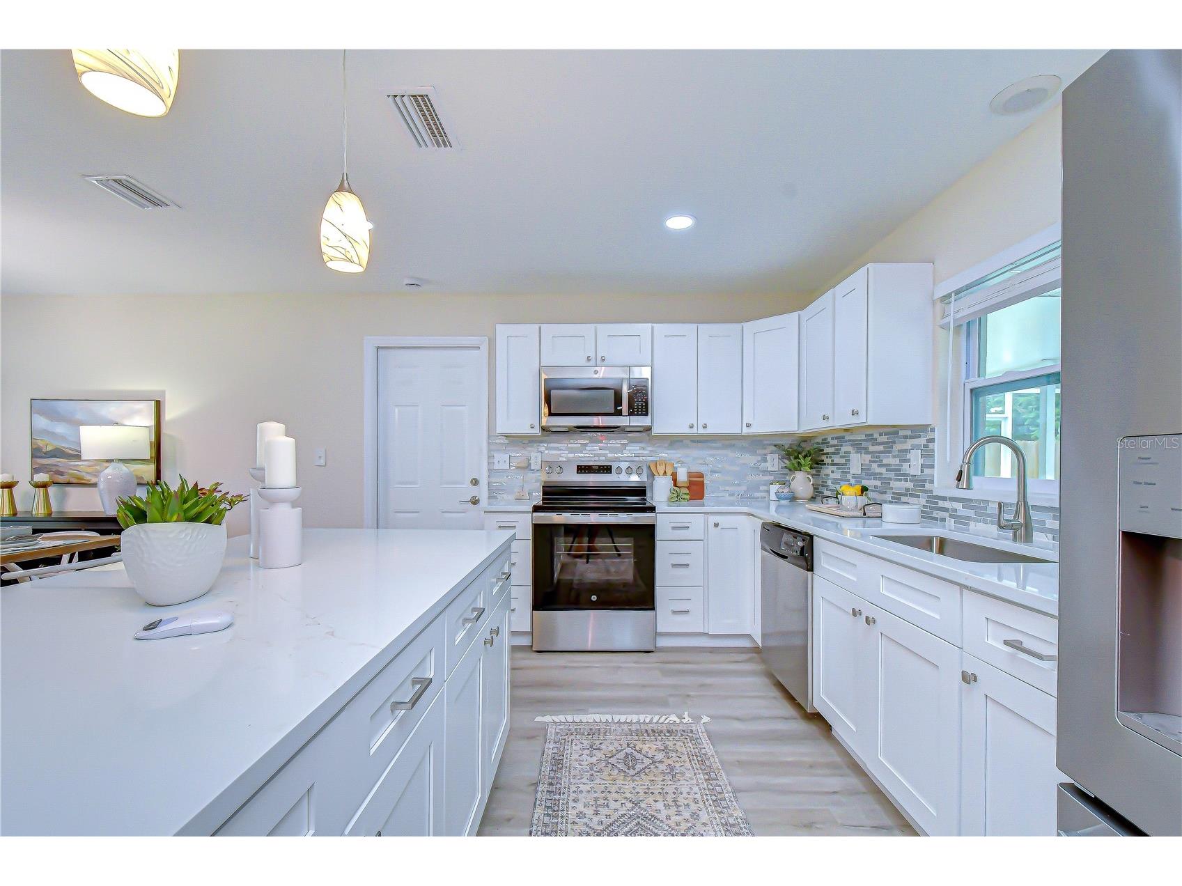 2167 Lakeview Road Clearwater FL 33764 TB8504428 image9