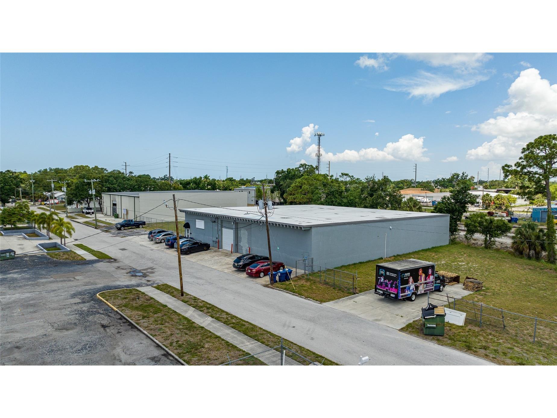 2169 10th Street Sarasota FL 34237 A4697336 image3