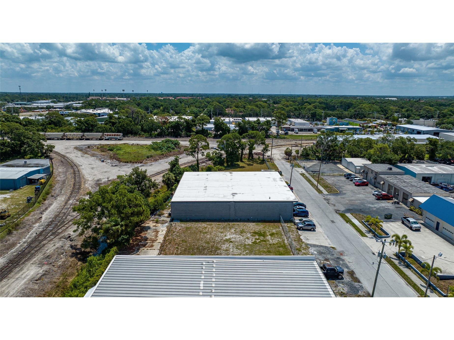 2169 10th Street Sarasota FL 34237 A4697336 image9