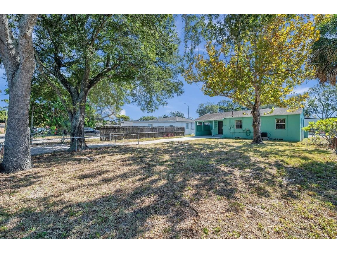 2169 & 2179 22nd Avenue N Saint Petersburg FL 33713 TB8454947 image8