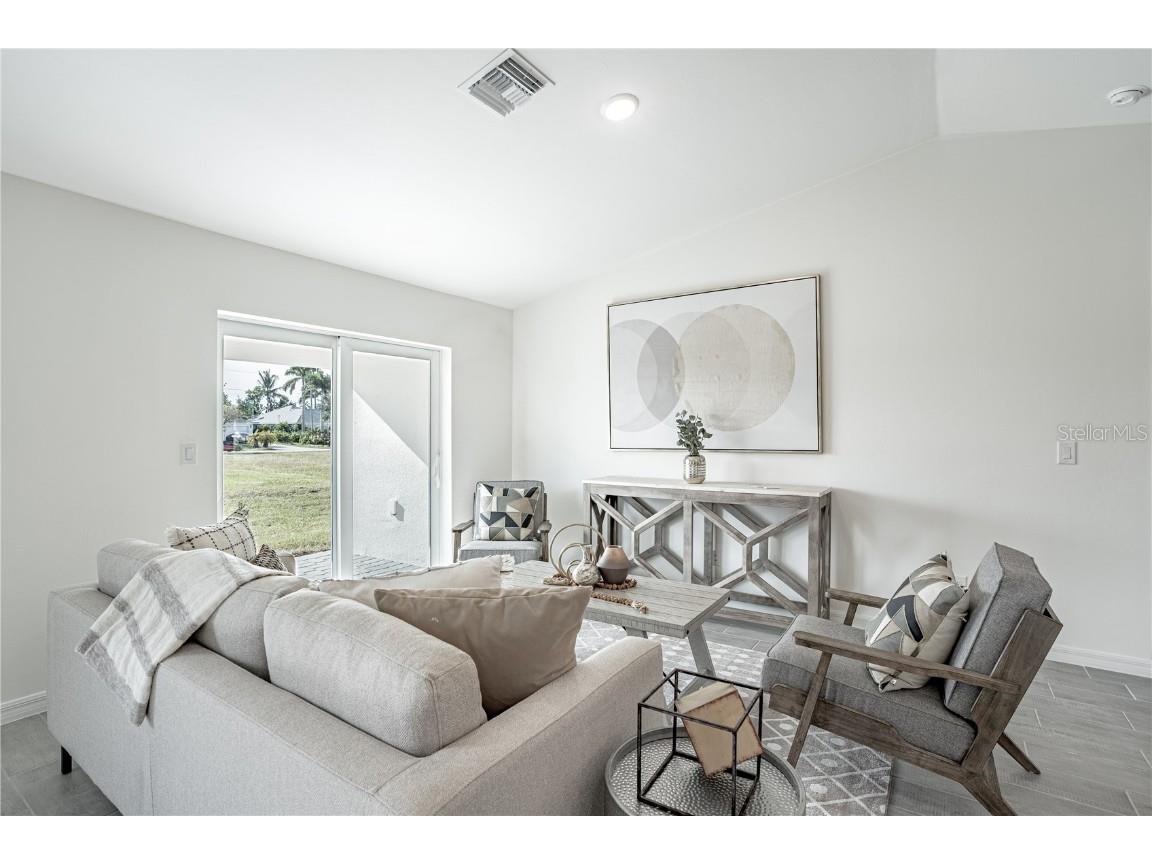 2169 Amstead Street Punta Gorda FL 33980 A4660838 image3