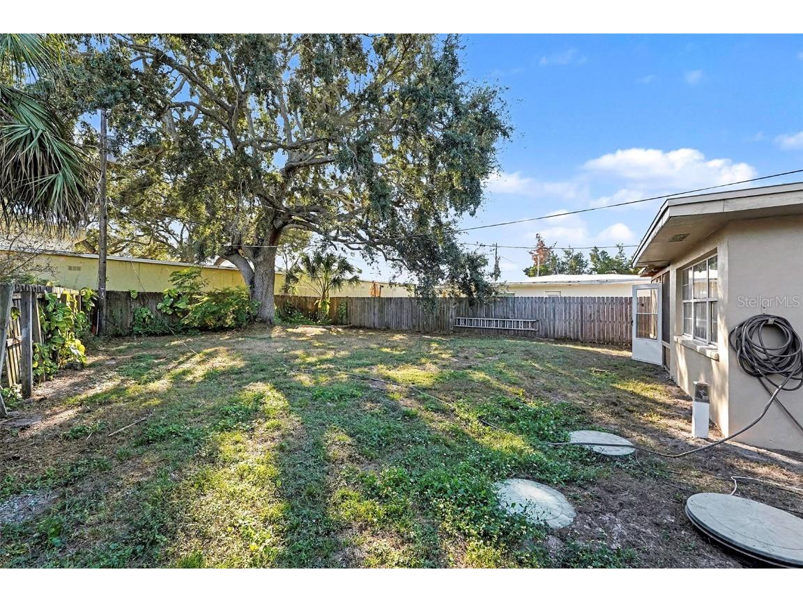 2169 Dell Avenue Clearwater FL 33765 TB8457009 image20