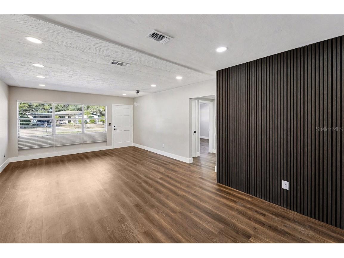 2169 Dell Avenue Clearwater FL 33765 TB8457009 image5