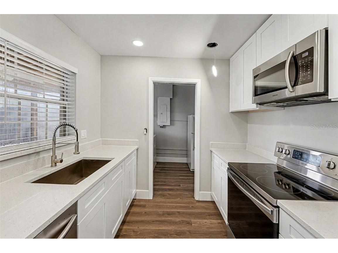 2169 Dell Avenue Clearwater FL 33765 TB8457009 image6