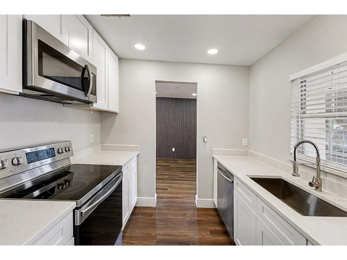 2169 Dell Avenue Clearwater FL 33765 TB8457009 image7