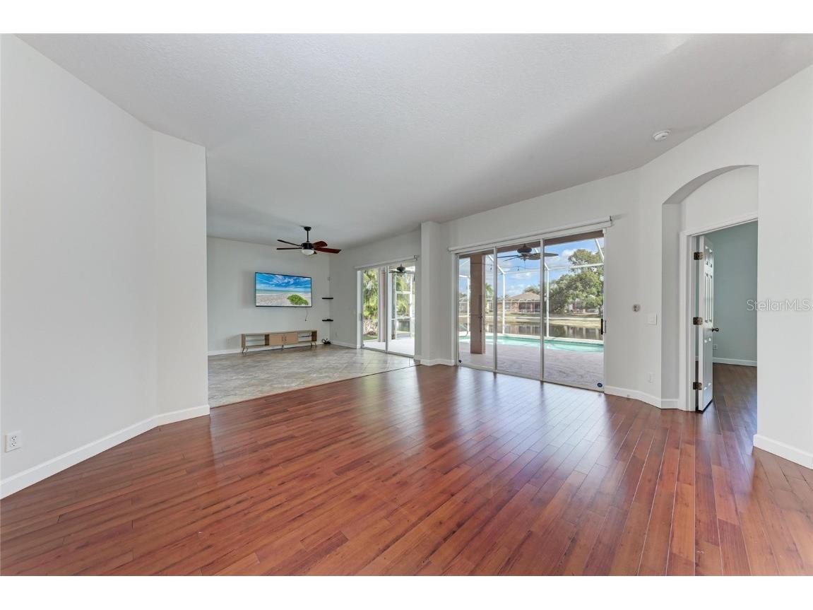 217 39th Street NE Bradenton FL 34208 A4675967 image12