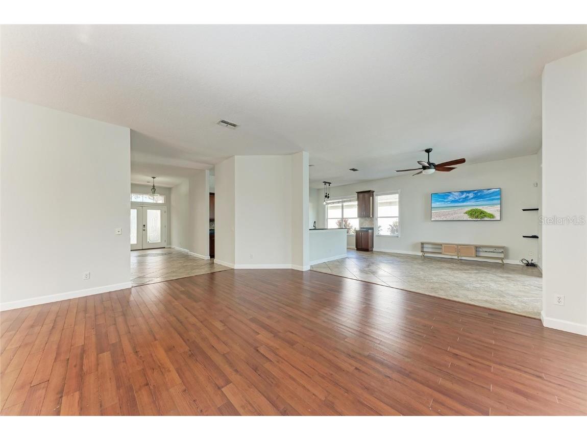 217 39th Street NE Bradenton FL 34208 A4675967 image14