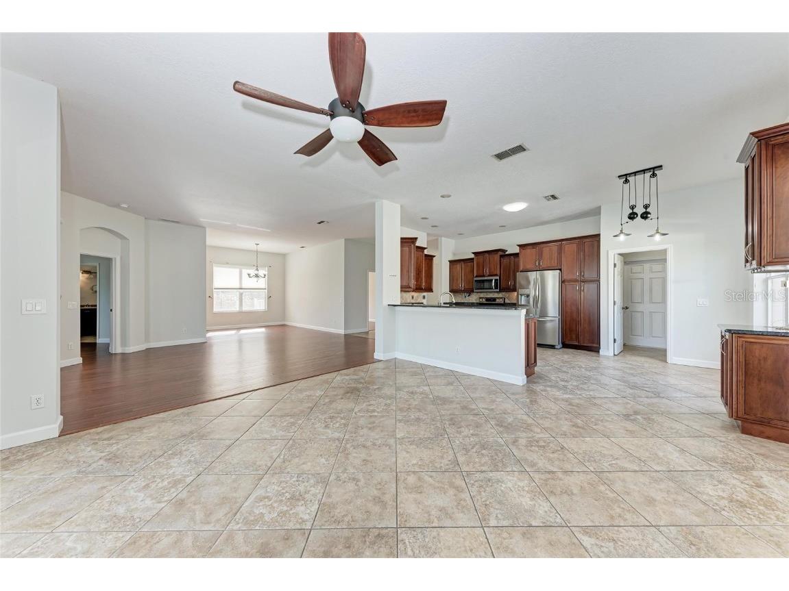 217 39th Street NE Bradenton FL 34208 A4675967 image17