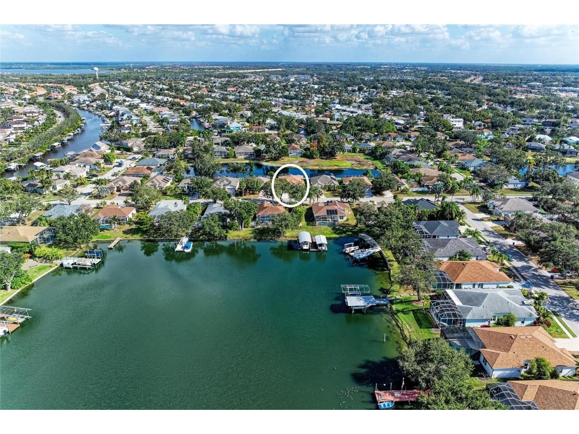 217 39th Street NE Bradenton FL 34208 A4675967 image3