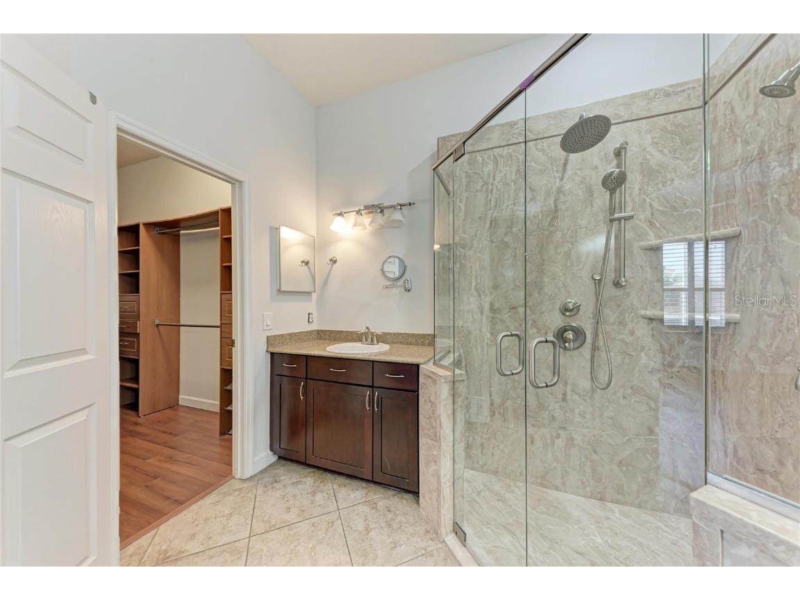 217 39th Street NE Bradenton FL 34208 A4675967 image37