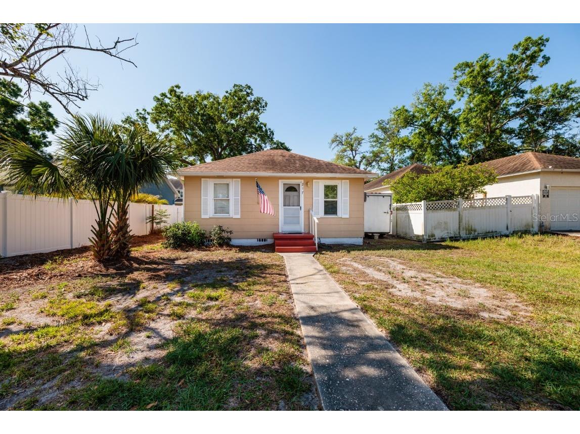 217 50th Terrace N Saint Petersburg FL 33703 TB8367881 image1