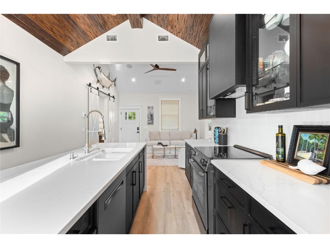 217 9th Street E Bradenton FL 34208 A4659540 image11