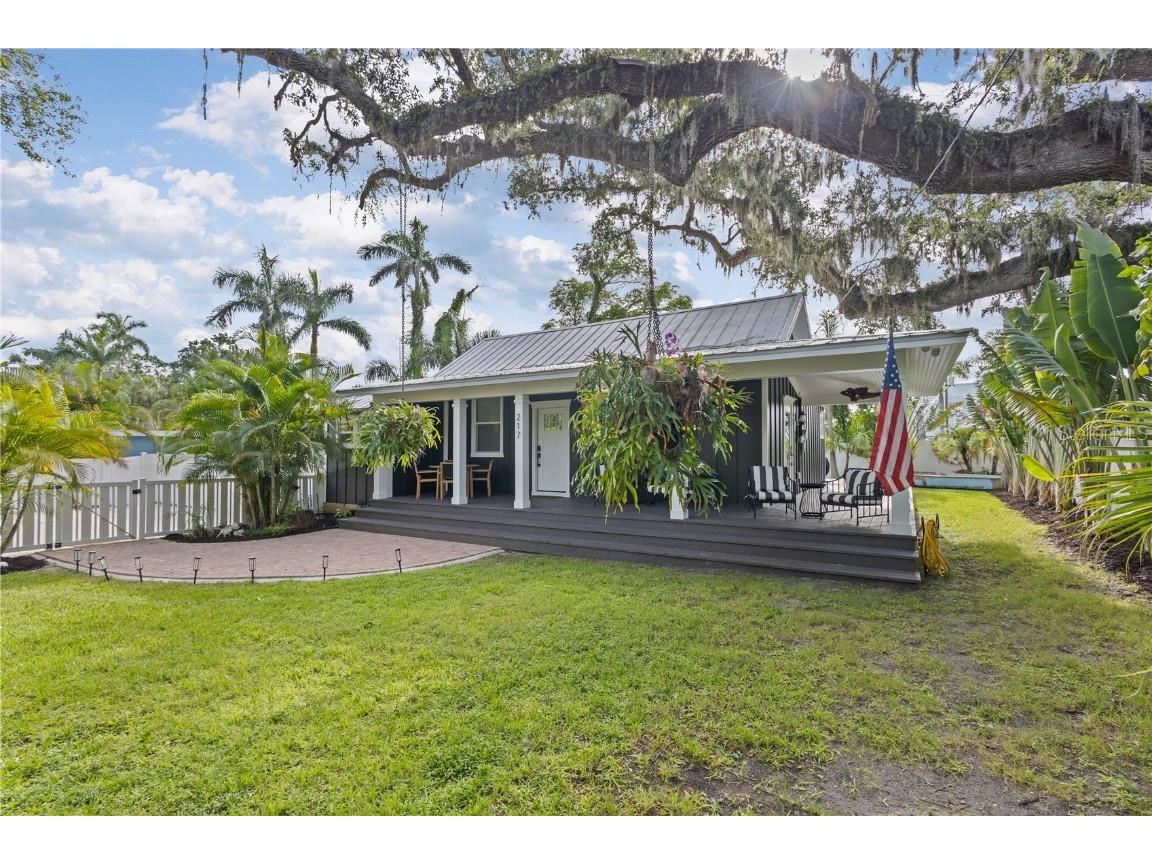 217 9th Street E Bradenton FL 34208 A4659540 image2