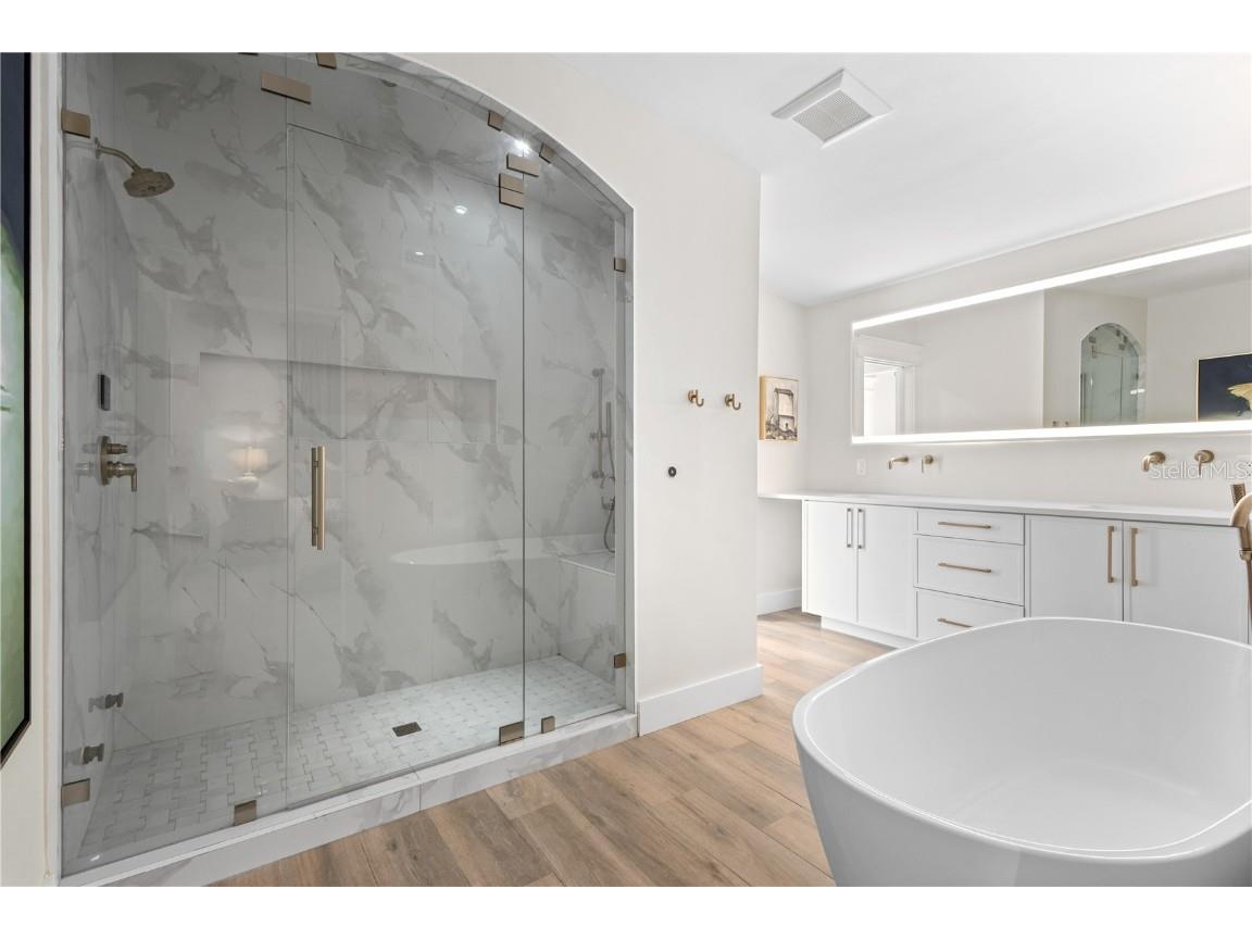 217 9th Street E Bradenton FL 34208 A4659540 image20