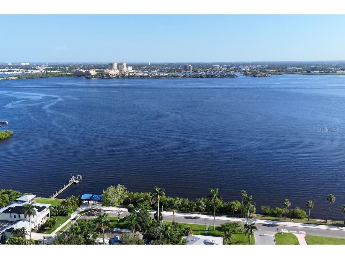 217 9th Street E Bradenton FL 34208 A4659540 image33