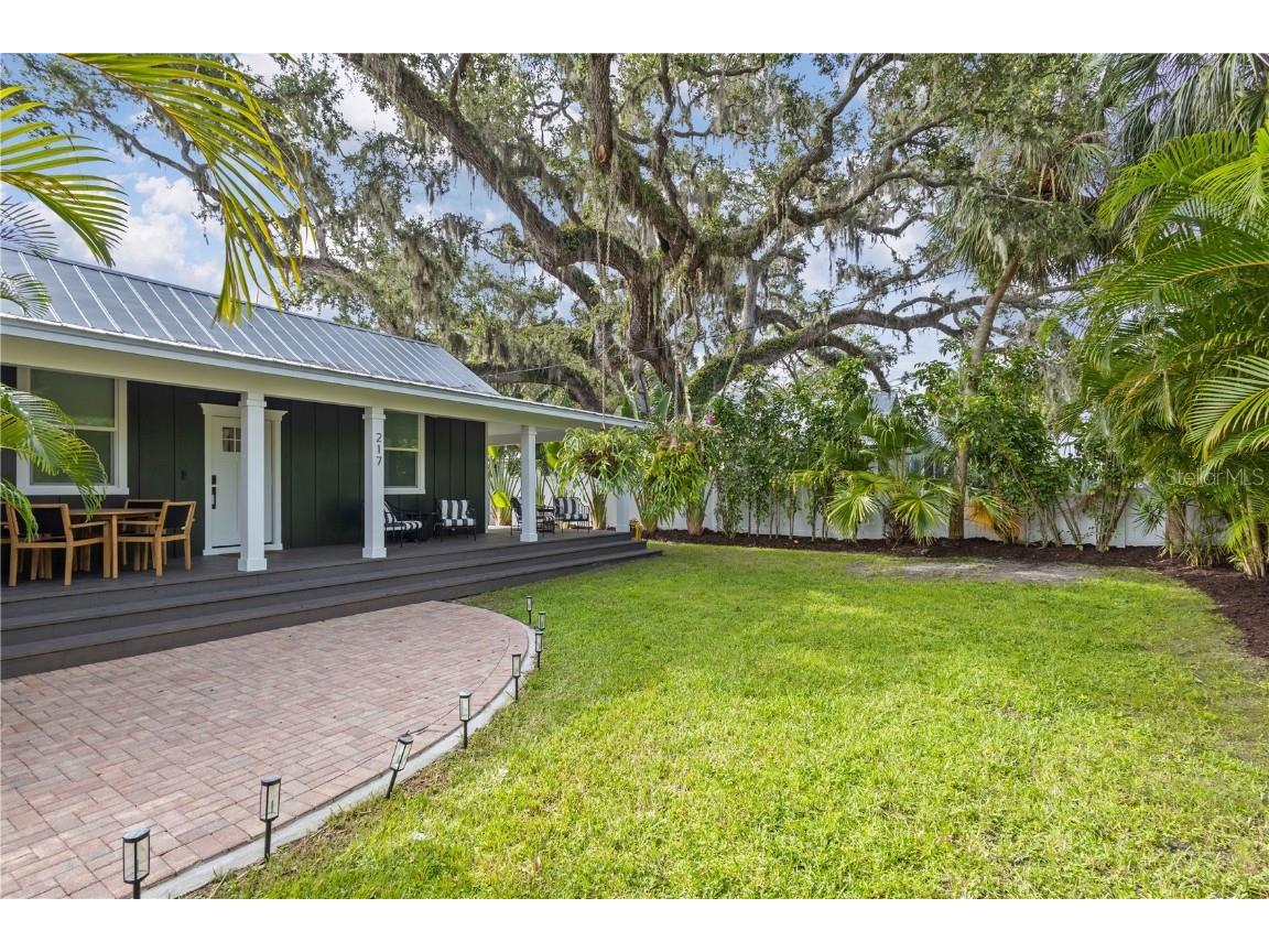 217 9th Street E Bradenton FL 34208 A4659540 image4