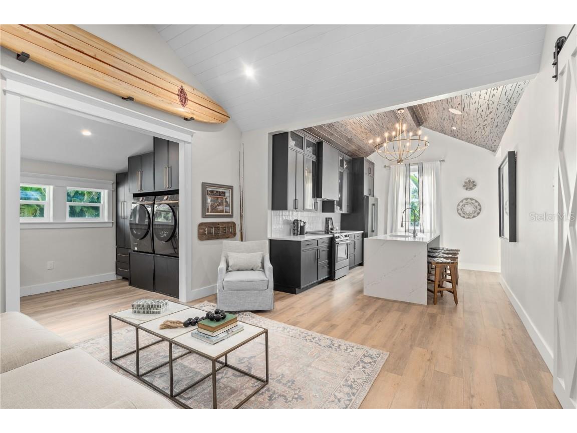 217 9th Street E Bradenton FL 34208 A4659540 image8