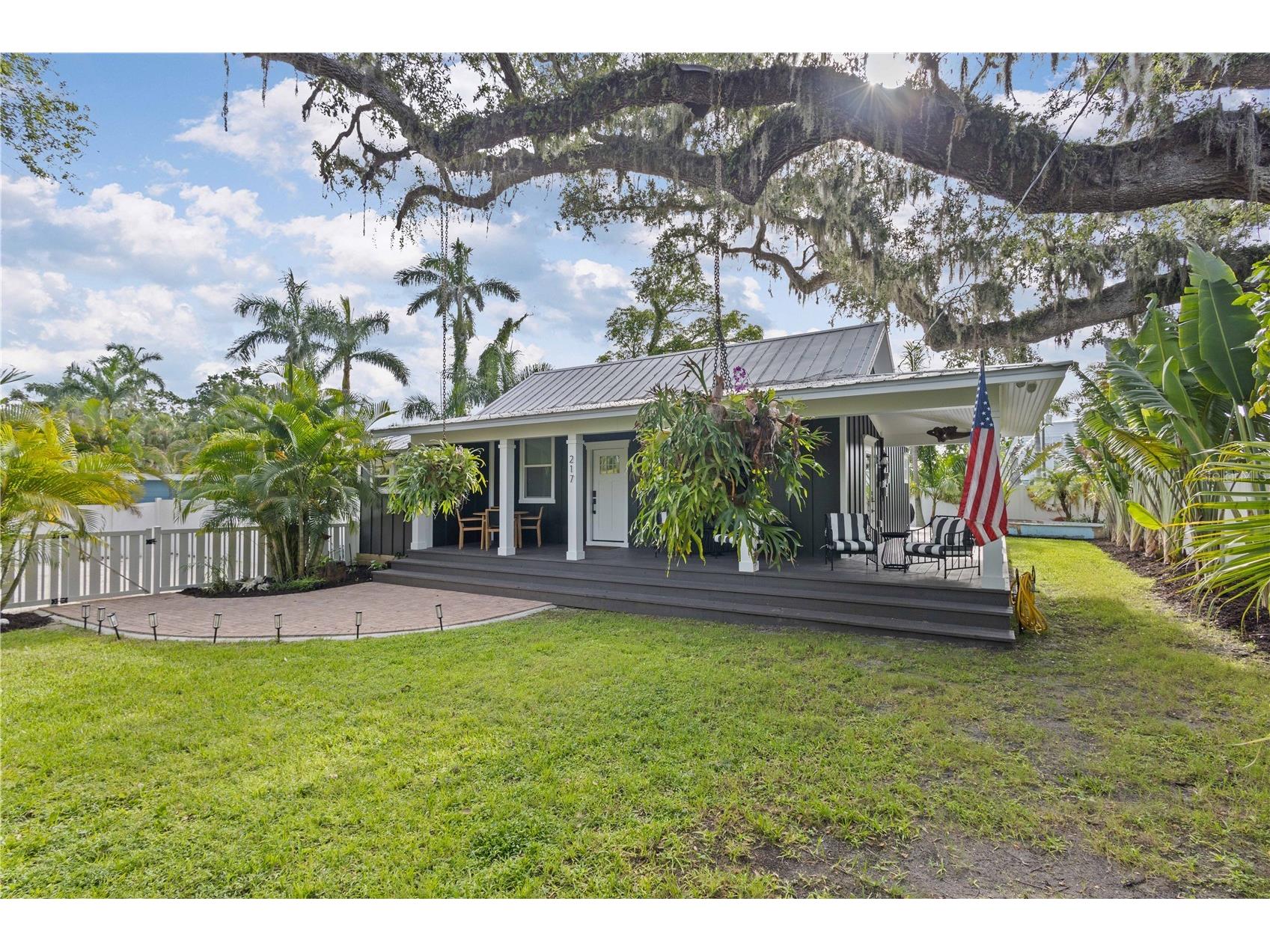 217 9th Street E Bradenton FL 34208 A4689108 image2