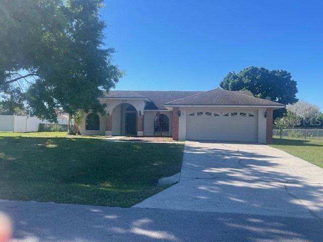 217 Avery Drive W Auburndale FL 33823 L4943606 image1