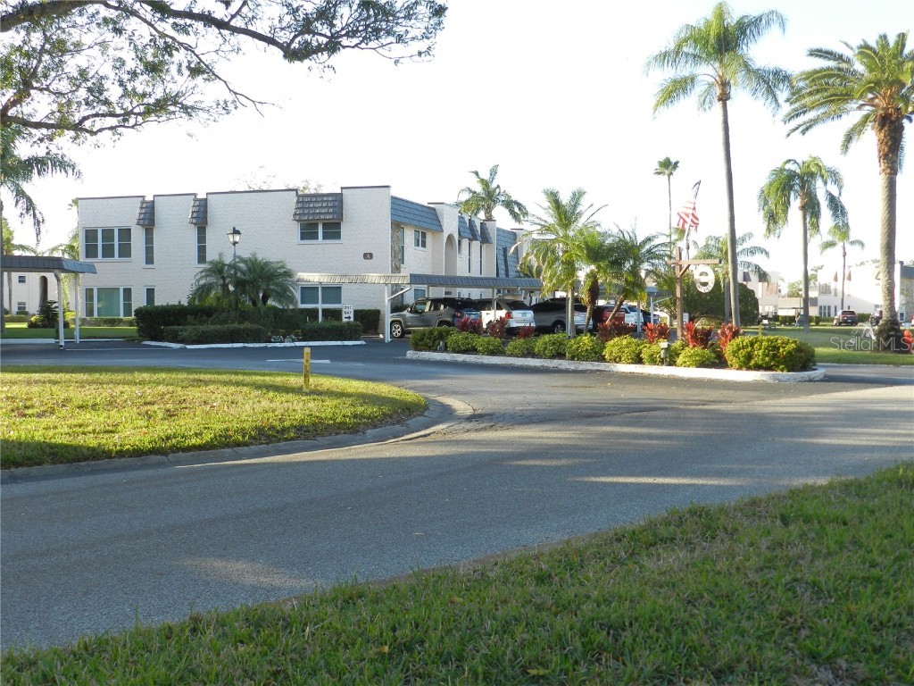 217 Elmwood Circle #217 Seminole FL 33777 U8177674 image1