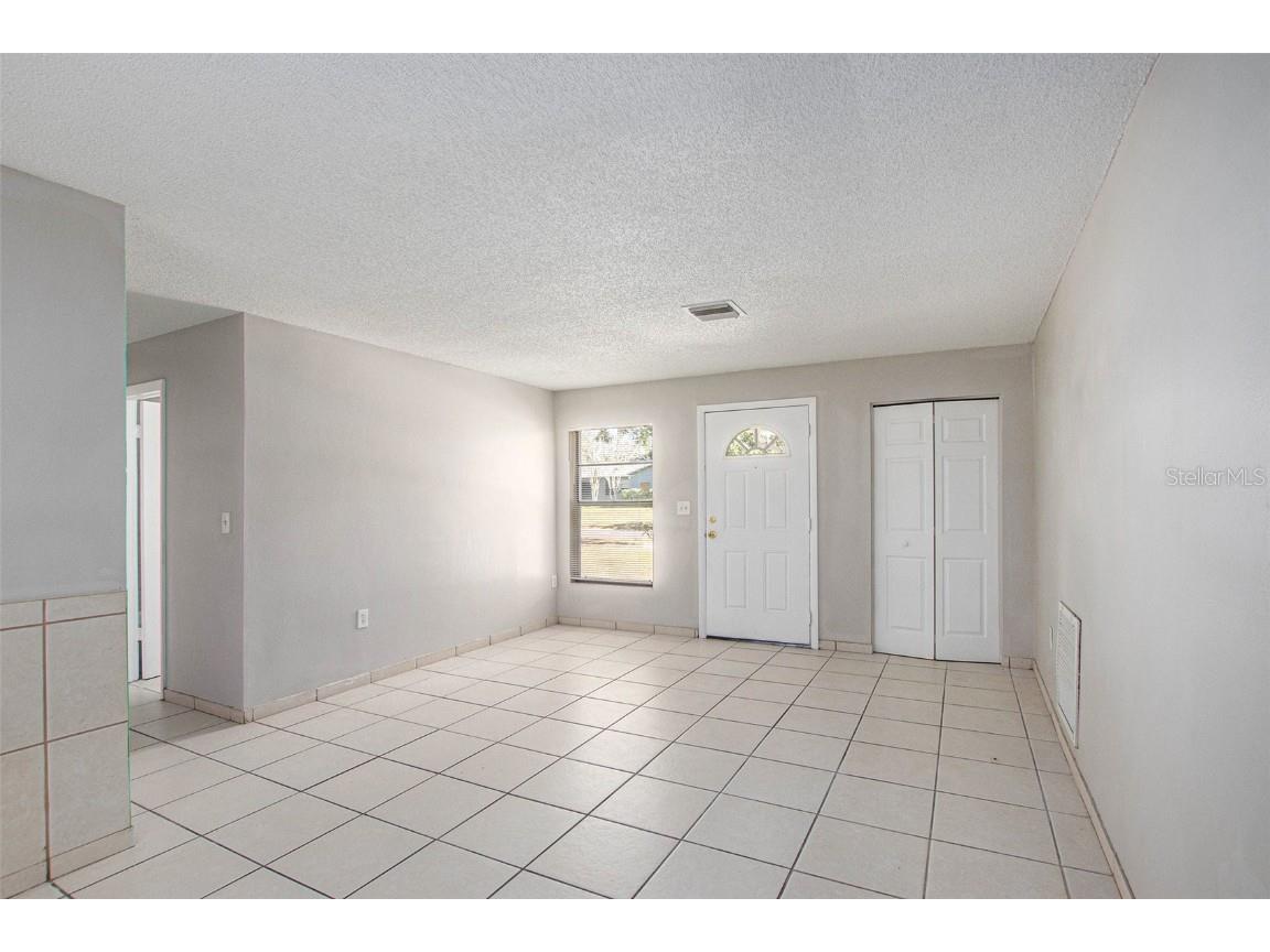 217 Faithway Drive Seffner FL 33584 TB8452143 image6