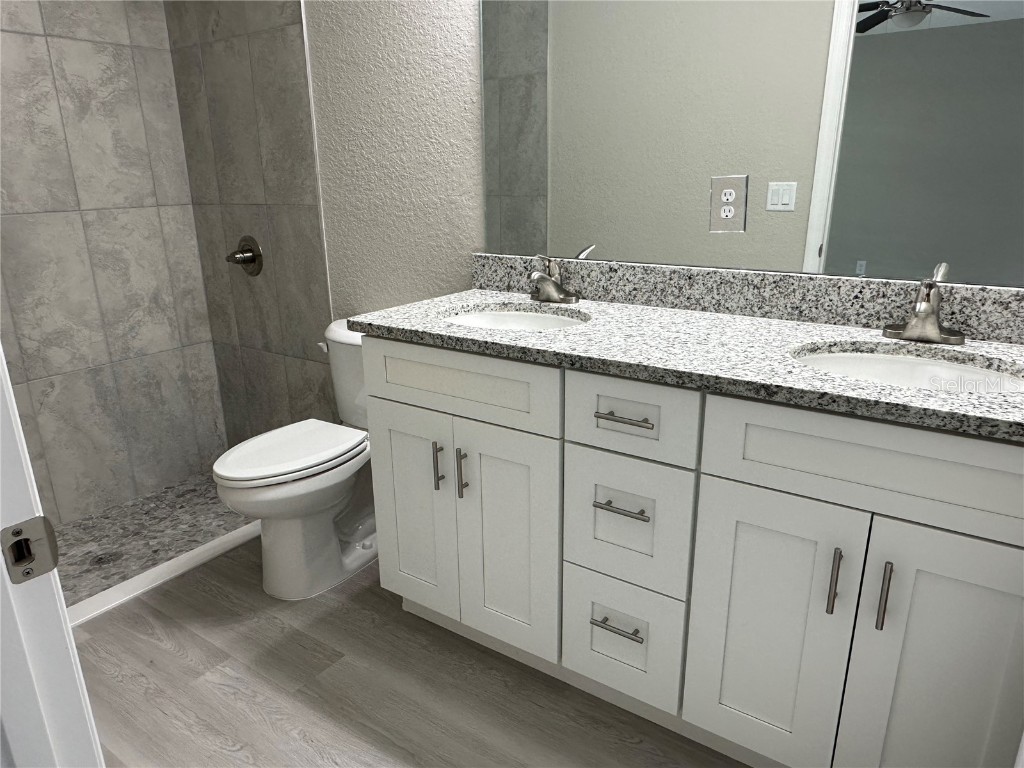 217 Fisher Road Ocklawaha FL 32179 OM708395 image9