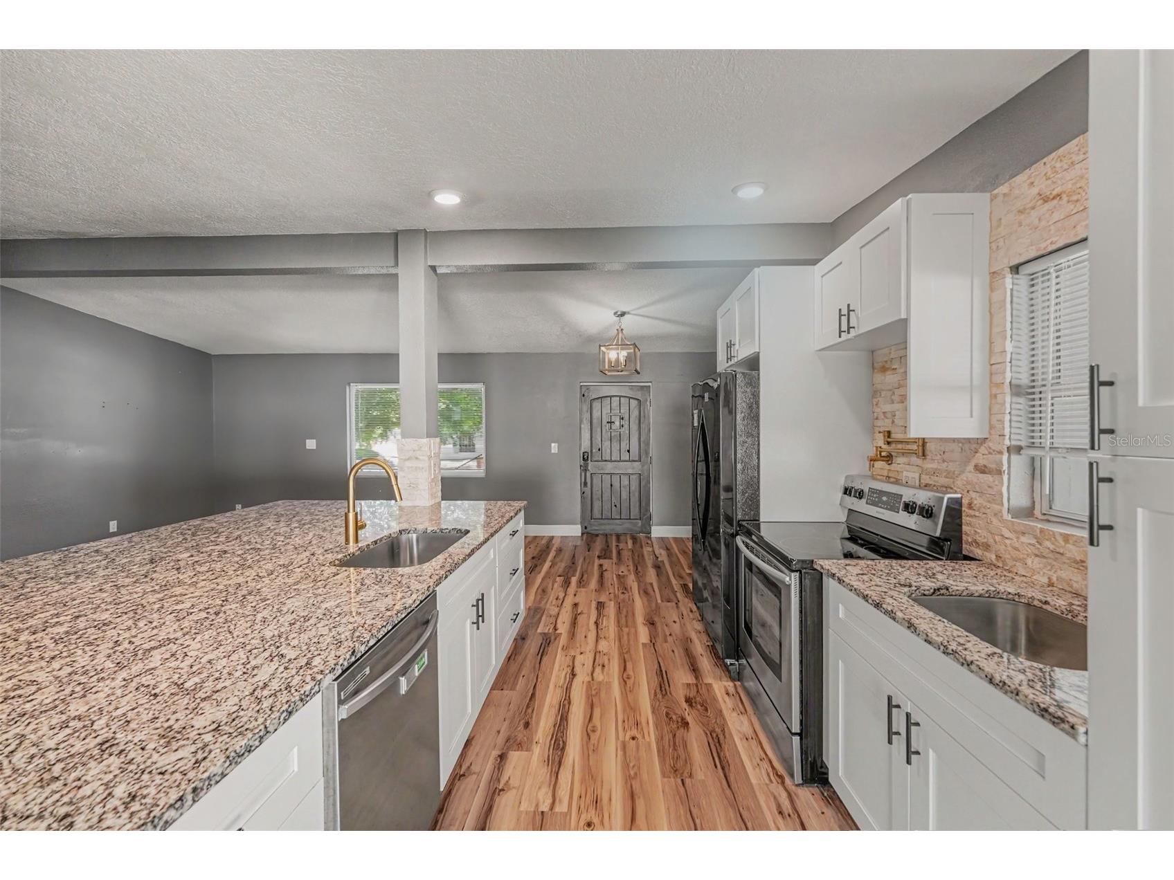 217 Garden Circle Belleair FL 33756 TB8522431 image10
