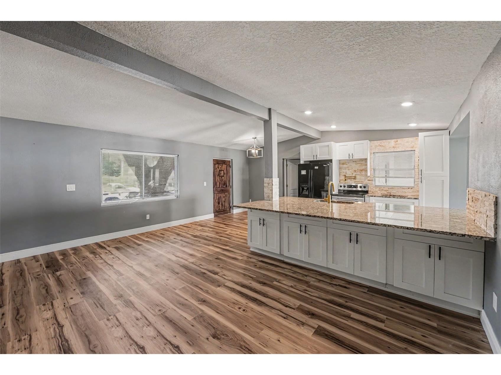 217 Garden Circle Belleair FL 33756 TB8522431 image5
