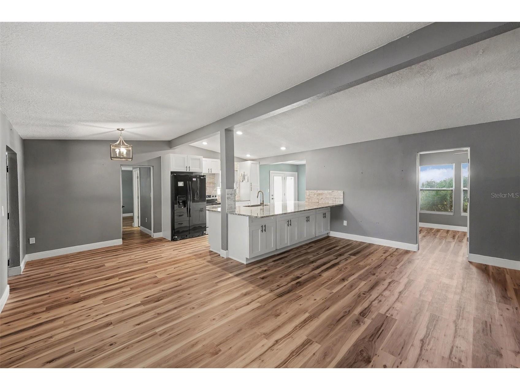217 Garden Circle Belleair FL 33756 TB8522431 image8