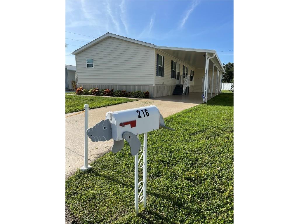 217 Leisure Way Palmetto FL 34221 A4575285 image1