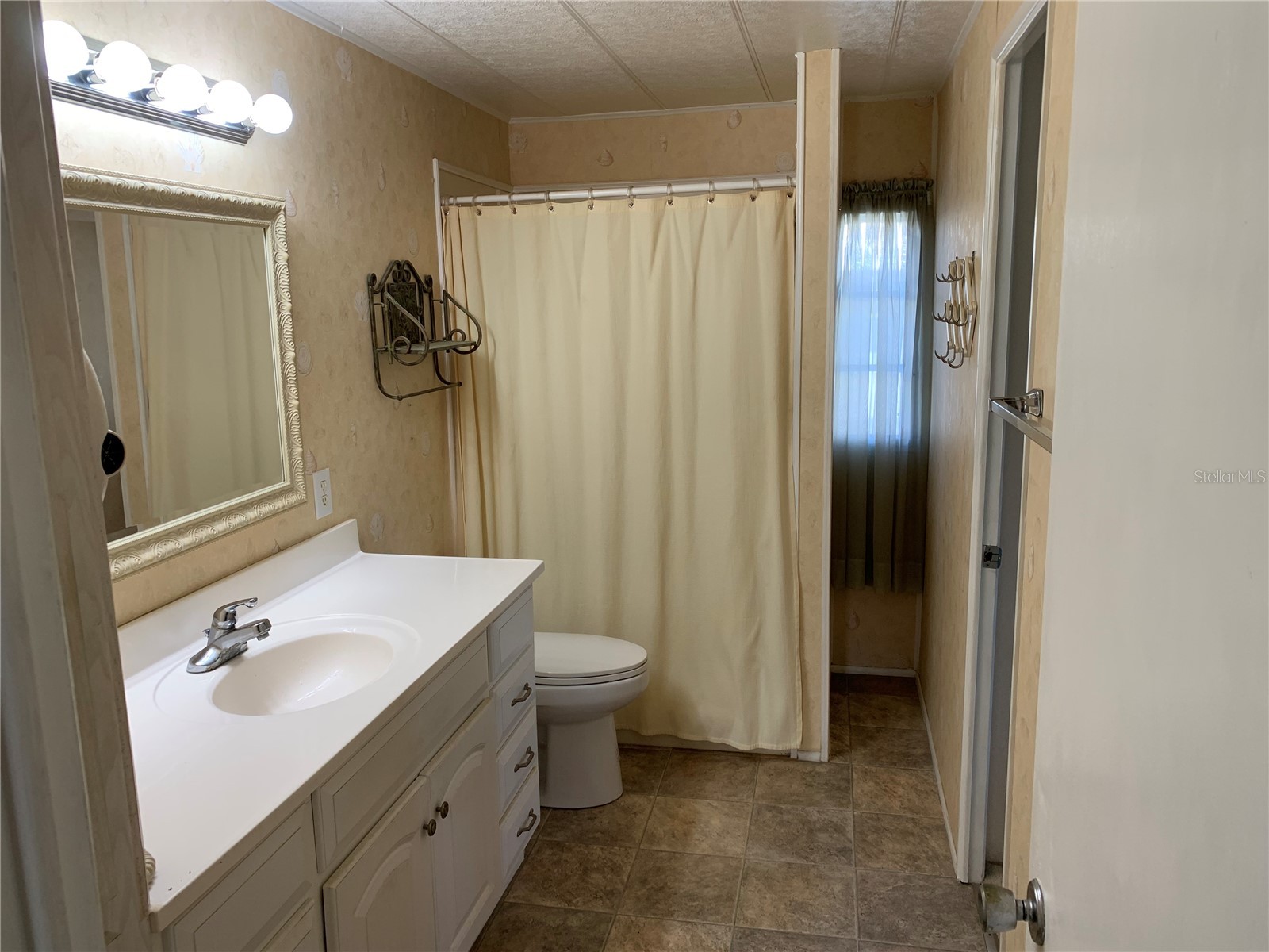 217 Mantua Drive Venice FL 34285 N6143779 image13