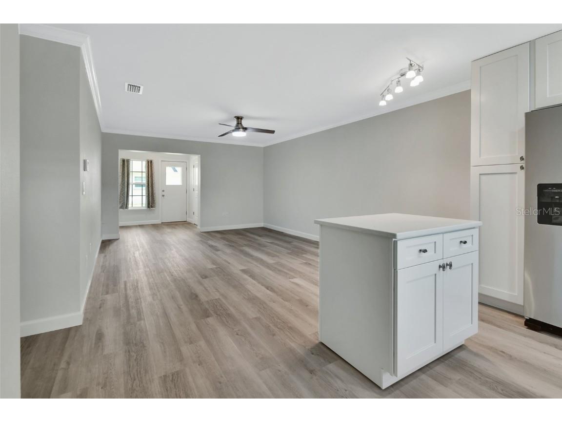 217 N Hill Avenue #20 Deland FL 32724 V4934458 image6