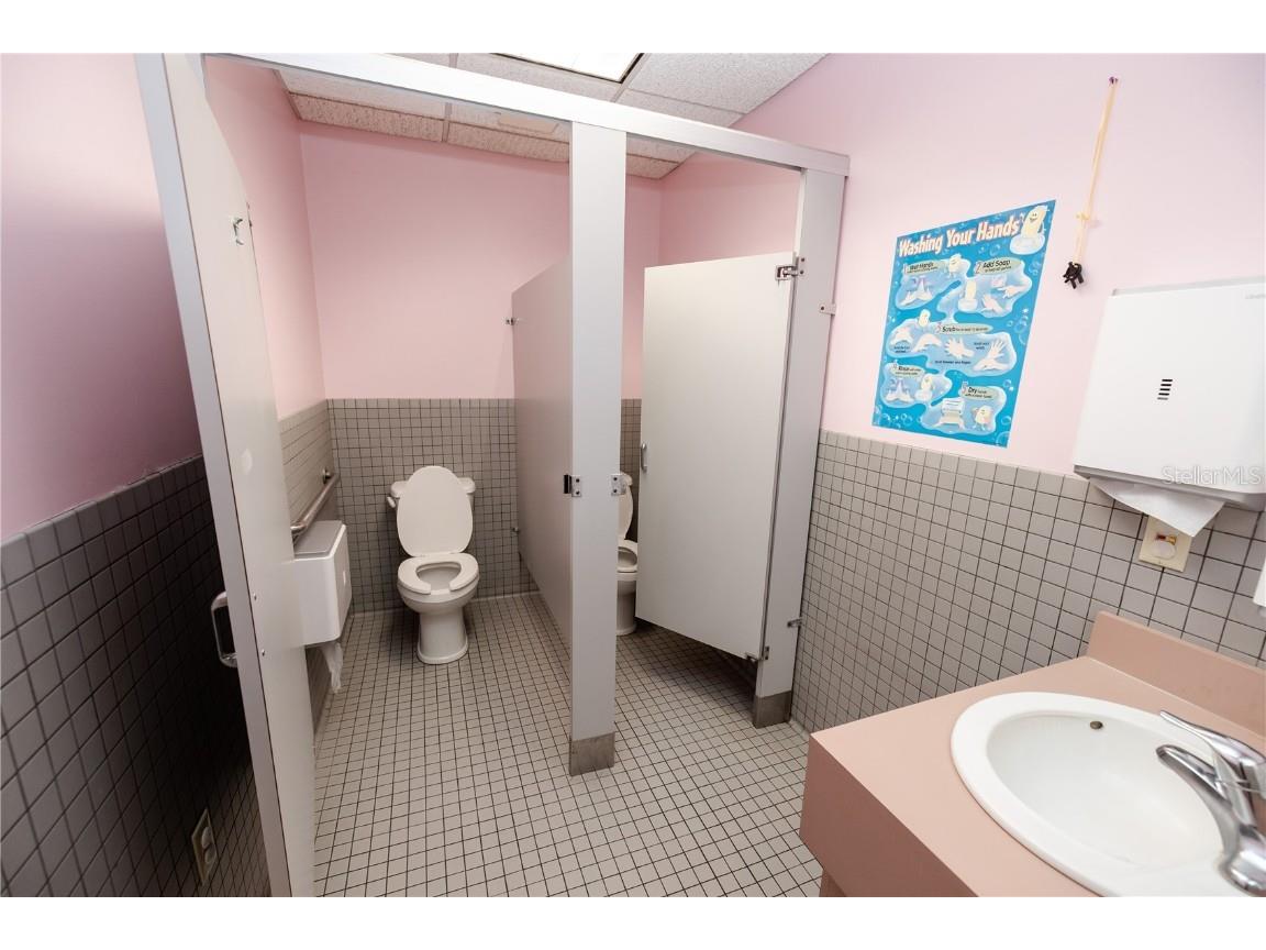 217 N Kirkman Road Orlando FL 32811 S5135465 image38