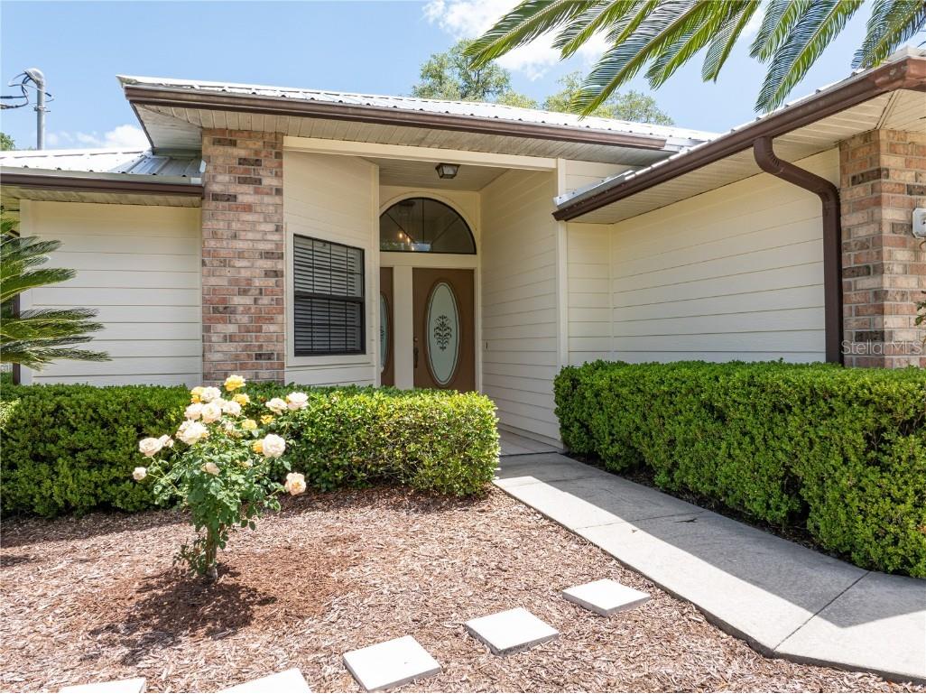 217 NE 9th Avenue Lake Butler FL 32054 GC521575 image1