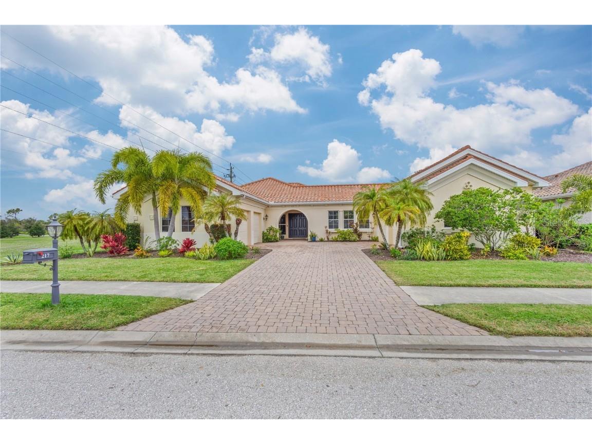 217 Pesaro Drive North Venice FL 34275 A4596200 image1