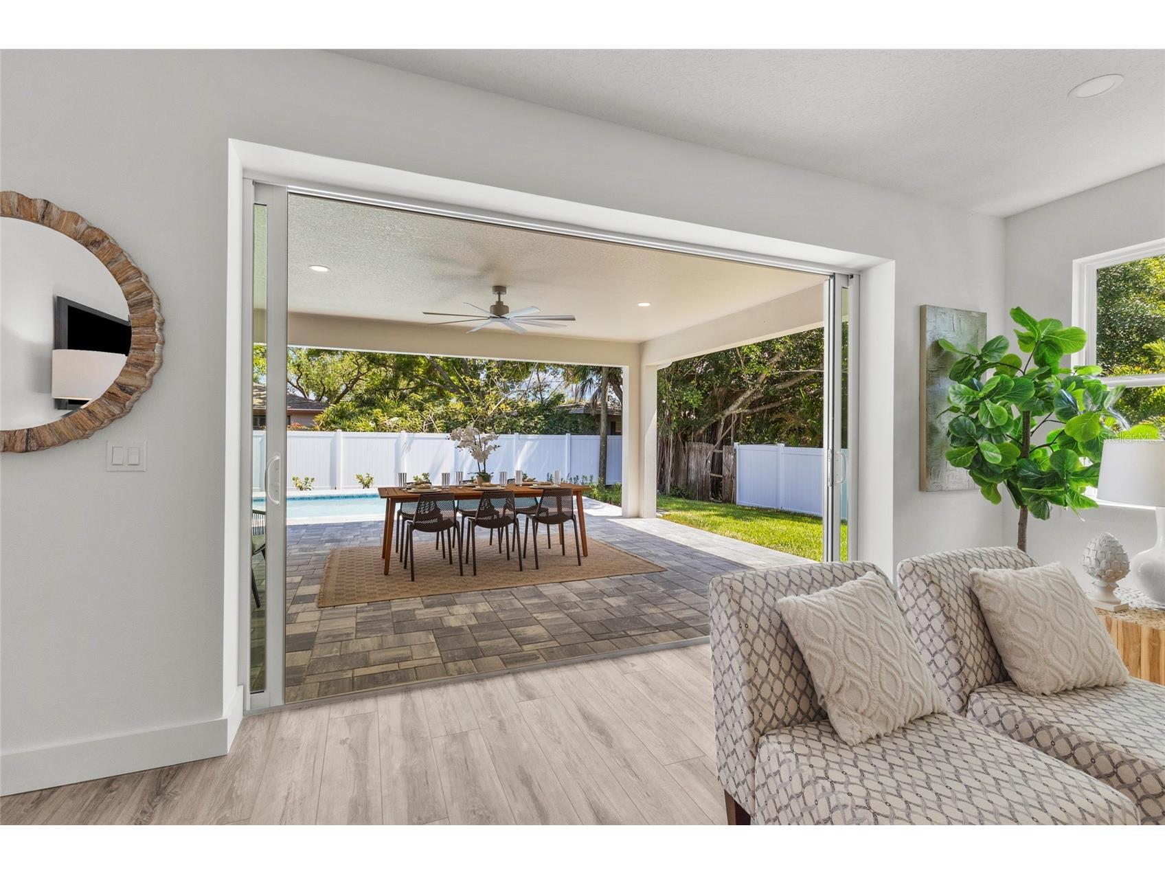 217 S Shade Avenue Sarasota FL 34237 A4628117 image41