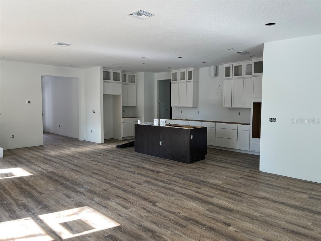 217 S Shade Avenue Sarasota FL 34237 A4628117 image5