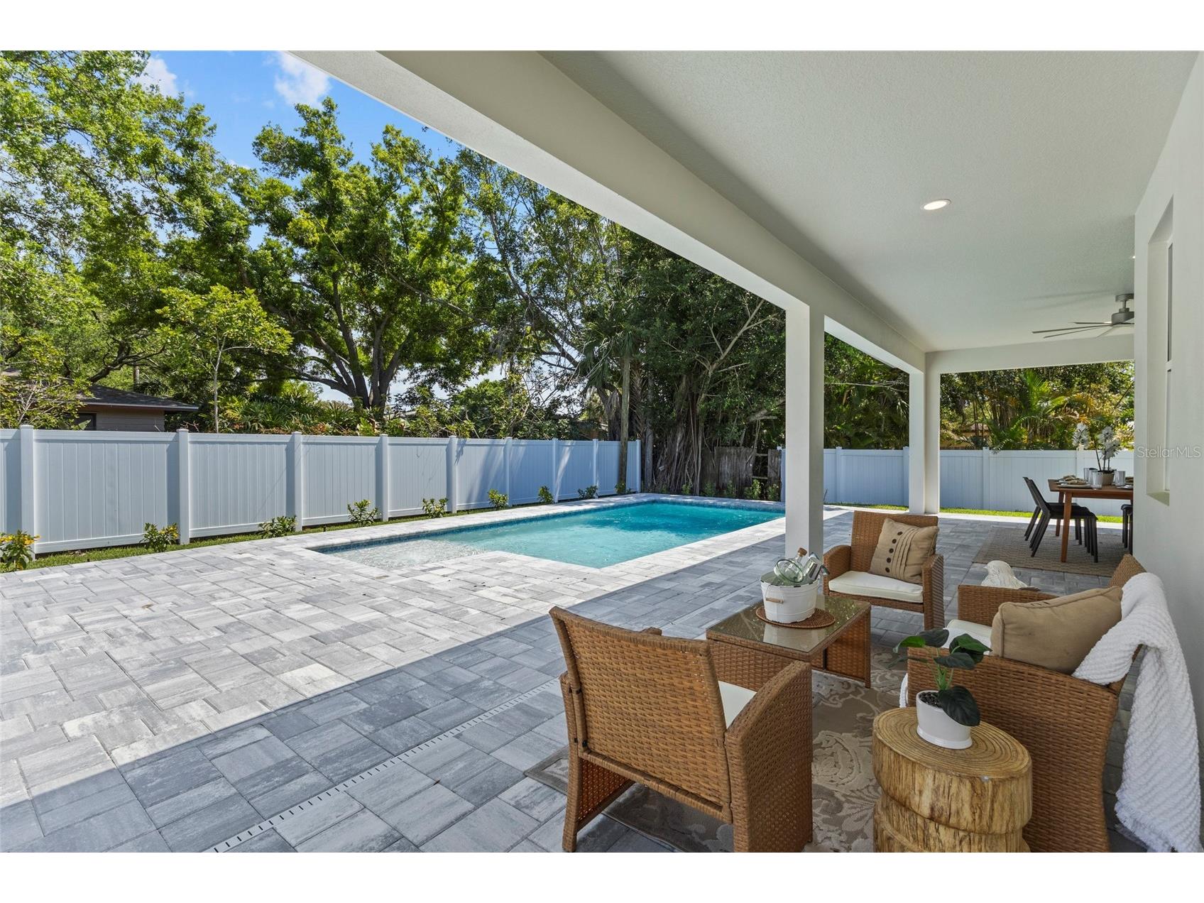 217 S Shade Avenue Sarasota FL 34237 A4628117 image50