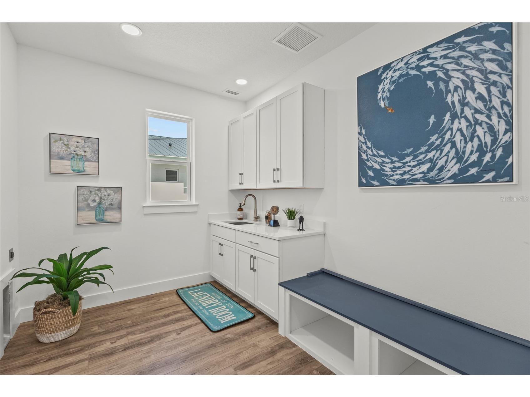 217 S Shade Avenue Sarasota FL 34237 A4628117 image55