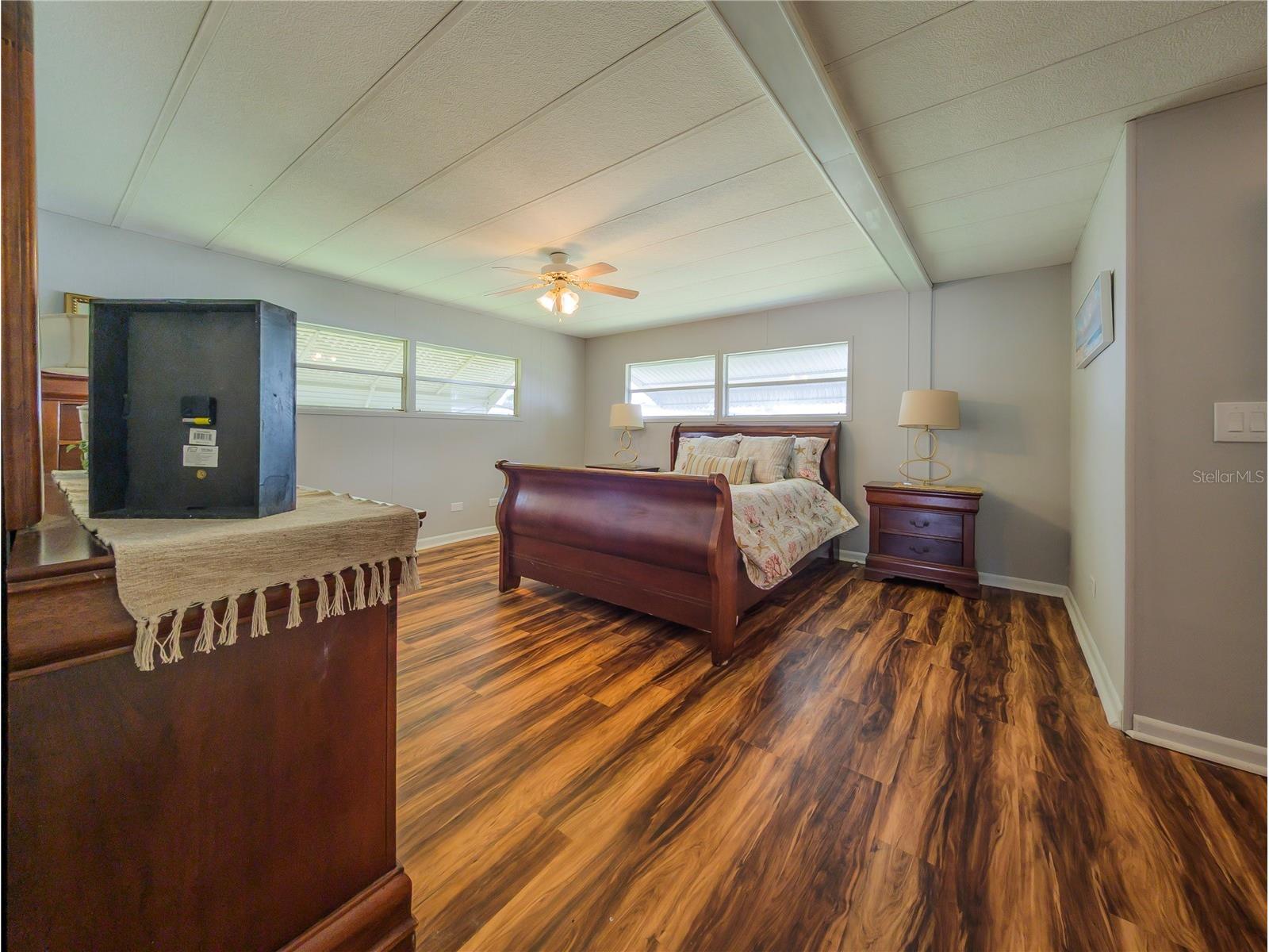 217 Seagull Drive Tarpon Springs FL 34689 TB8431973 image24