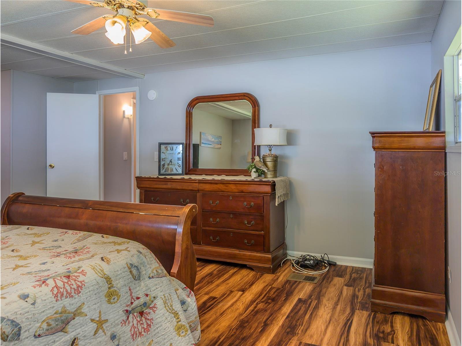 217 Seagull Drive Tarpon Springs FL 34689 TB8431973 image27