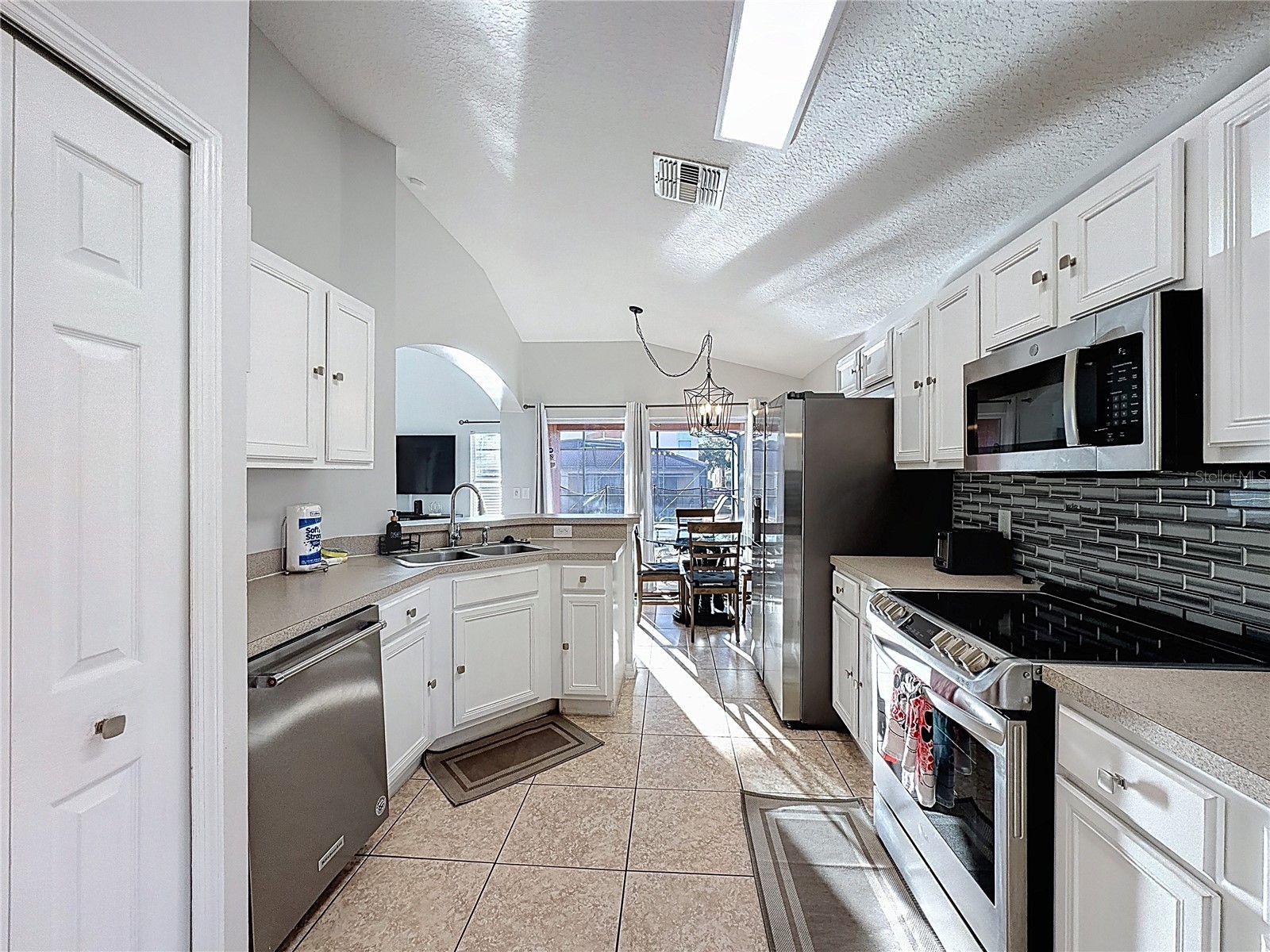 217 Sevilla Avenue Davenport FL 33897 S5147162 image8